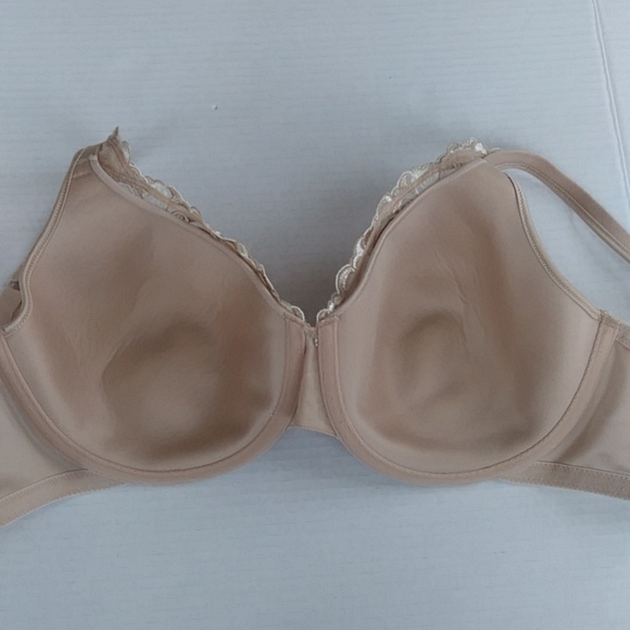 Playtex Secrets Side Smoothing Embroidered Underwire Bra 36DD Nude Tan - Picture 11 of 15